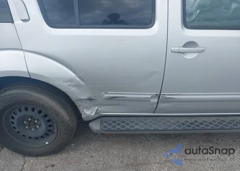 2007 Nissan Pathfinder Le из США, поврежденный, VIN 5N1AR18W47C640368